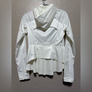 NEW Lululemon Goal Smasher Jacket White Size 6